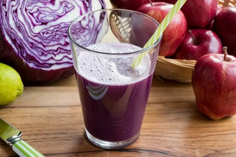 Com apenas 2 ingredientes você vai fazer este suco para se livrar da constipação, bronquite, gastrite, doenças respiratórias e dor nos ossos
