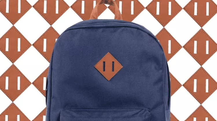 A Função do Quadrado Marrom nas Mochilas
