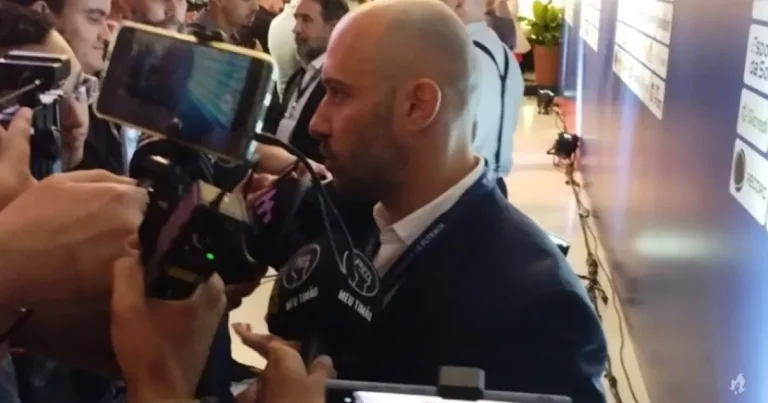 Gerente do Corinthians fala do futuro de Veríssimo: “Teremos que negociar com o Benfica”