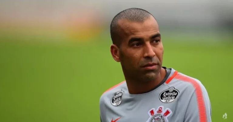 Sheik revela bastidores e responde sobre possível volta ao Corinthians