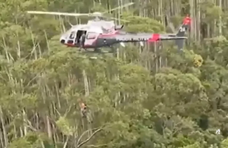 Helicóptero tentou voltar a SP minutos antes de cair, afirma polícia