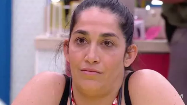 Daniele Hypolito revela que bebeu água da privada durante competição