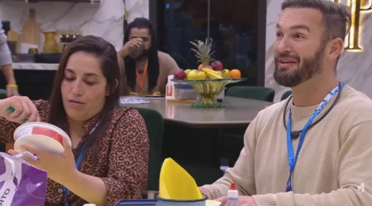 Aline alerta Diego após erro fatal de Maike que cancelou o Big Fone do BBB 25: ‘não fale’