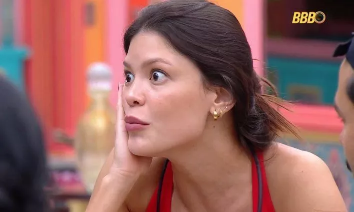 Vitória Strada: A Trajetória Intensa da Atriz no BBB 25