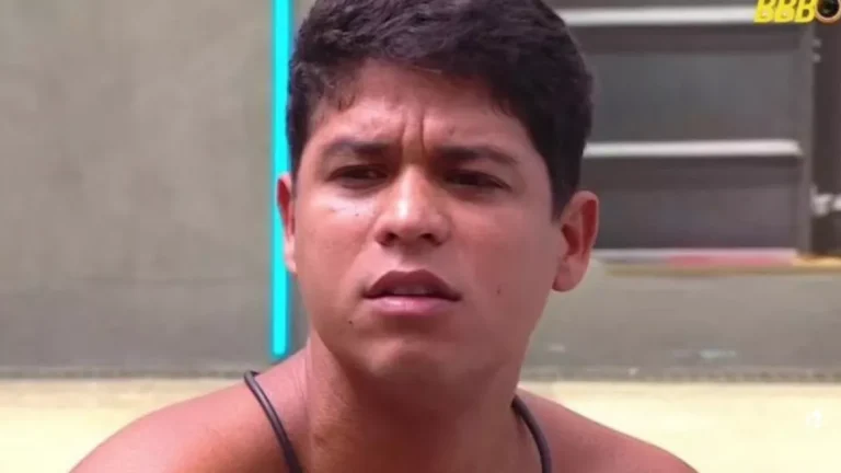 ‘BBB 25’: Guilherme recebe recado de fora e se choca: ‘Não ganha’