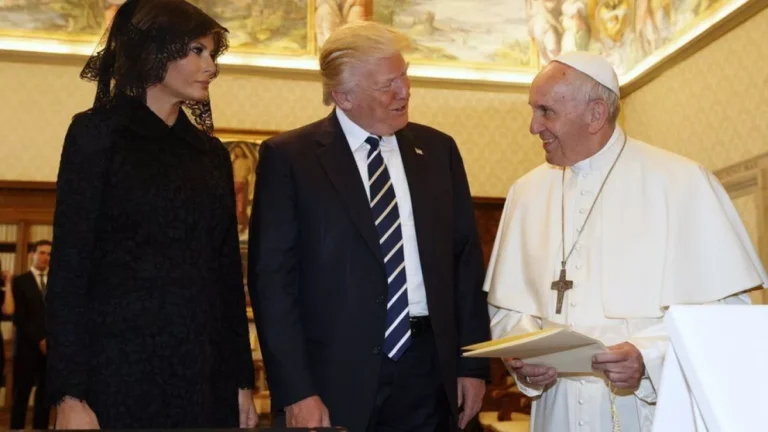 “Descanse em paz, papa Francisco”, diz a Casa Branca