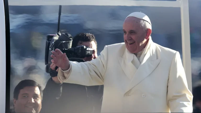 Morre o papa Francisco, aos 88 anos