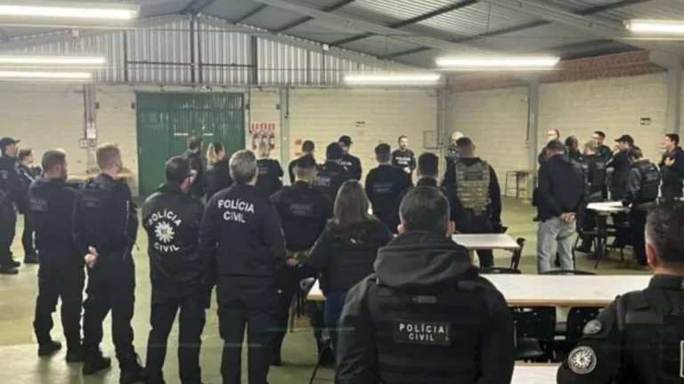 Polícia Civil desmonta facção criminosa e prende 13 pessoas em cidade do RS