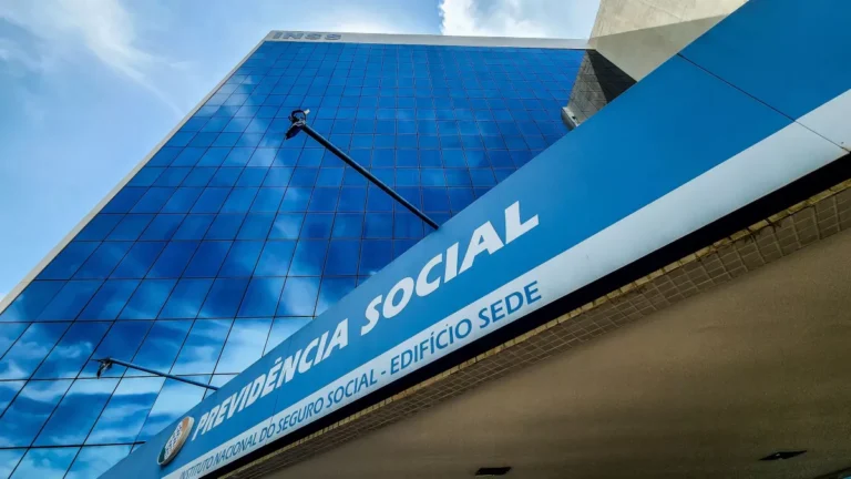 INSS: Governo cogita 50% de verba pública para ressarcir aposentados