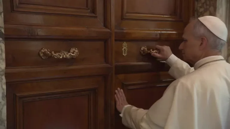 Vídeo: Leão XIV reabre apartamento papal no Palácio Apostólico