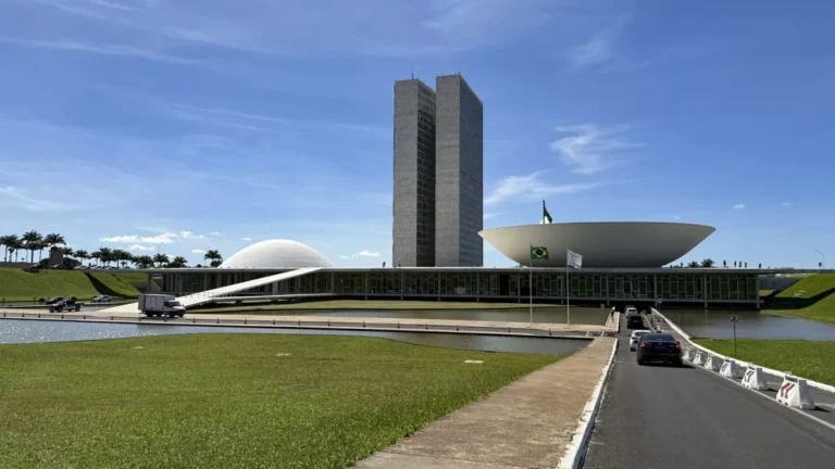 Oposição promete protocolar requerimento da CPMI do INSS nesta terça-feira