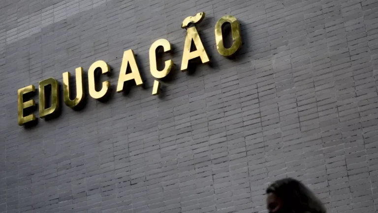 MEC proíbe educação a distância em Direito e mais quatro graduações