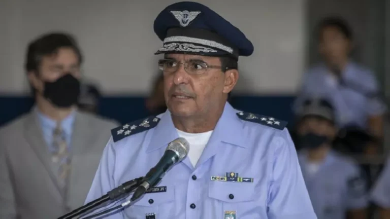 Depoimento de ex-chefe da FAB gera apreensão em citados em plano de golpe