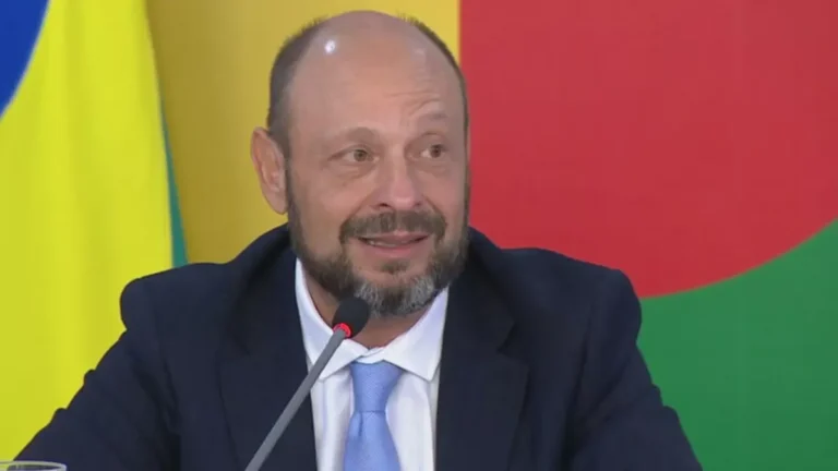 473 mil não reconhecem vínculo com entidades, diz presidente do INSS