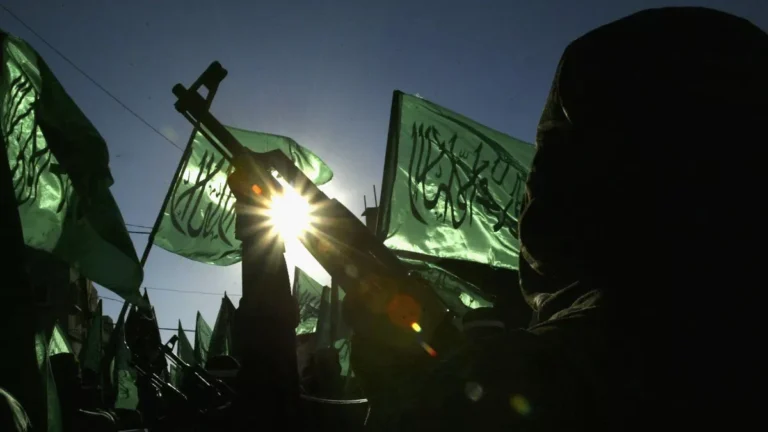 Hamas dá resposta “positiva” sobre cessar-fogo, mas busca emendas ao texto