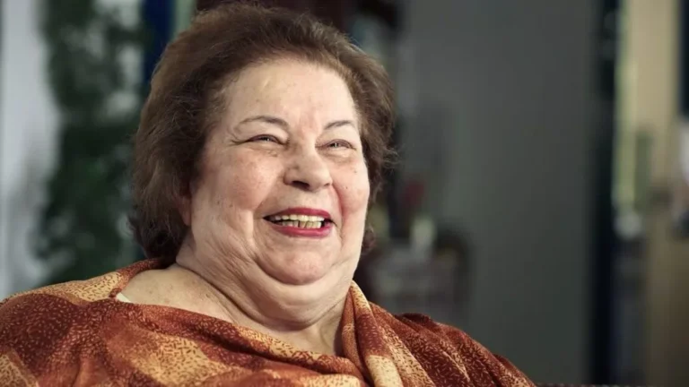 Nana Caymmi é velada no Theatro Municipal do Rio na manhã desta sexta (2)