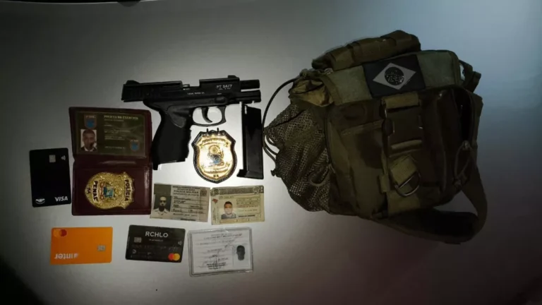 Falso policial é preso em Salvador com réplica de pistola