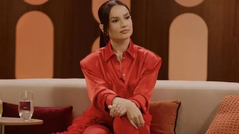 Juliette fala de estreia no Saia Justa: “Exatamente onde eu queria estar”