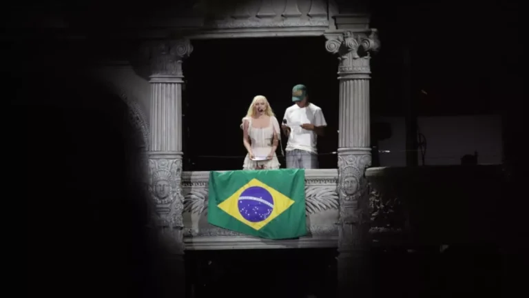 Quem é Nicolas, brasileiro que leu carta em show de Lady Gaga no Rio