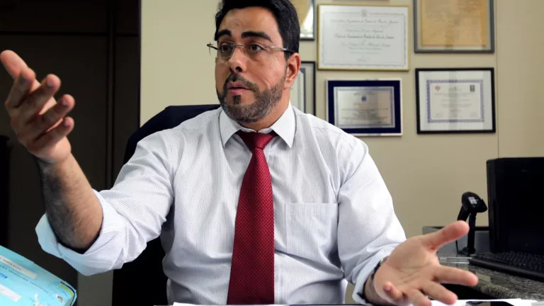 Relator no CNJ pede aposentadoria compulsória de Marcelo Bretas