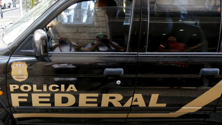 PF mira esquema de casamentos falsos para permanência de estrangeiros no RJ