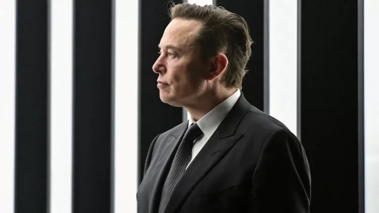 Musk diz que tarifas de Trump causarão recessão na economia dos EUA