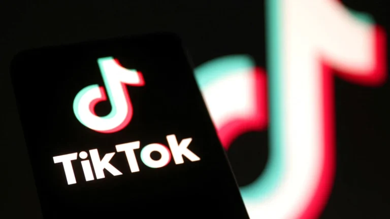 TikTok anuncia “modo família” para país monitorarem filhos on-line
