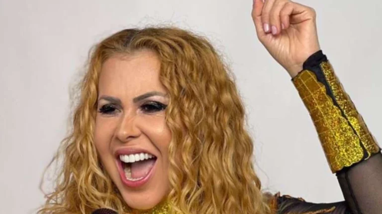 Promovida ao cargo de vovó, Joelma manda recado à filha