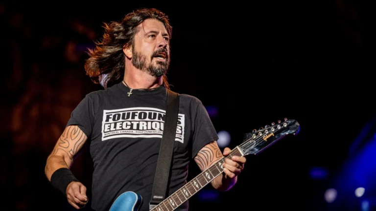 Foo Fighters anuncia novo baterista; saiba quem é