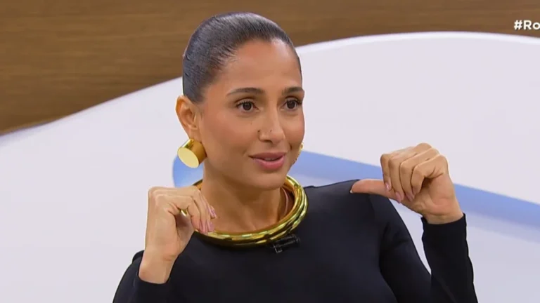 Camila Pitanga faz rara aparição com namorado e filha; veja