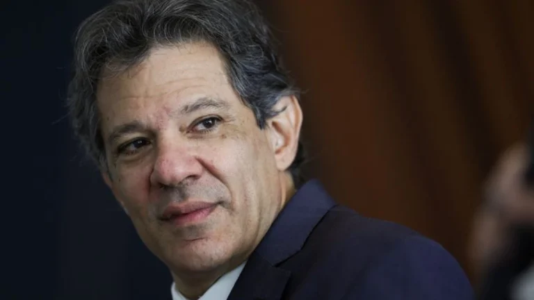 PT defende a Lula que Haddad seja candidato em São Paulo