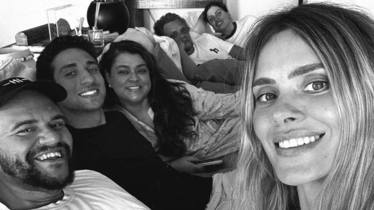 Familiares e amigos prestam homenagens de 1 mês da morte de Preta Gil