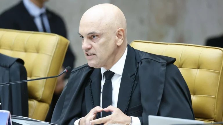 Moraes revoga proibição de contato de réu do núcleo 3 com investigados