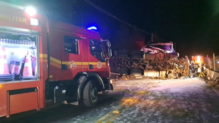 Acidente com ônibus deixa dois mortos em rodovia da Serra Gaúcha