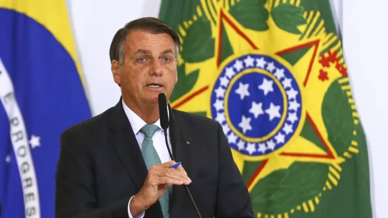 PT protocola pedido de convocação de Bolsonaro na CPMI do INSS