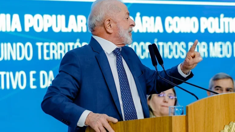 Lula critica postura dos EUA e afirma: “Não tem ninguém para negociar”