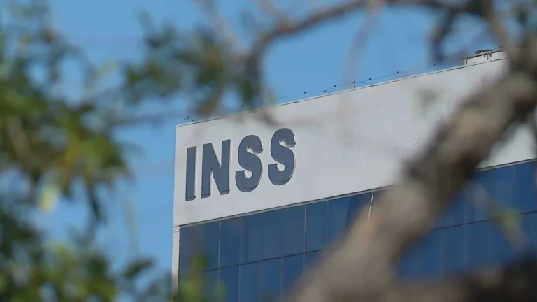 Câmara vota projeto que proíbe descontos não autorizados no INSS