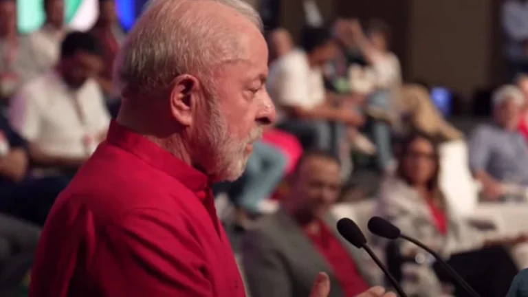 Lula defende que partido busque maior quantidade de cadeiras no Congresso