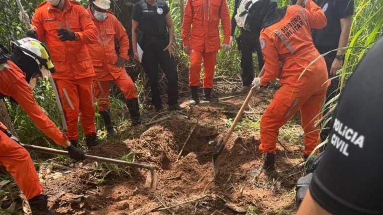 Cemitério clandestino ligado a facção é encontrado pela polícia em Salvador
