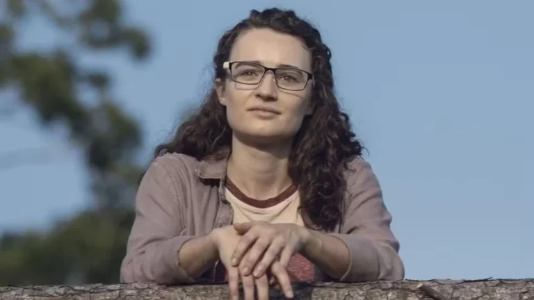 Morre Kelley Mack, atriz de “The Walking Dead” e “Chicago Med”, aos 33 anos