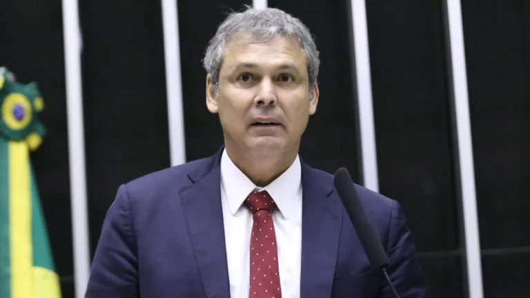 Hugo demonstrou contrariedade, diz líder do PT sobre obstrução da oposição