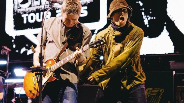Família faz vaquinha e revela identidade de fã morto em show do Oasis