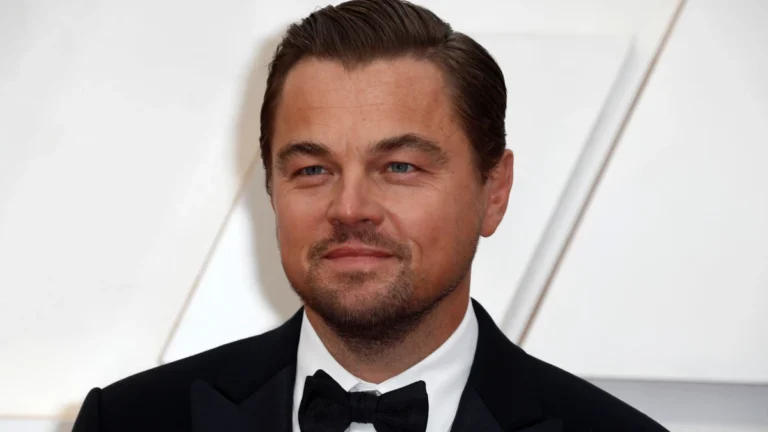 Aos 50 anos, Leonardo DiCaprio diz que “emocionalmente” sente ter apenas 35