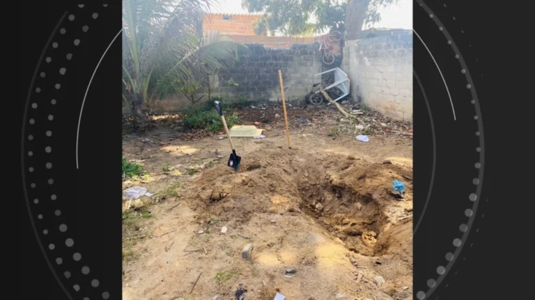 Homem mata esposa, enterra corpo decapitado no quintal e fica com a cabeça da vítima, no ES