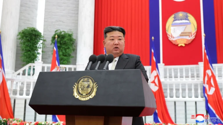 Kim Jong-un fala em “boas lembranças” de Trump, mas nega desnuclearização