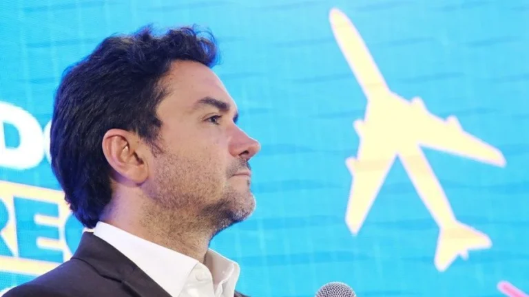 Termina hoje prazo dado pelo União para ministro do Turismo deixar governo