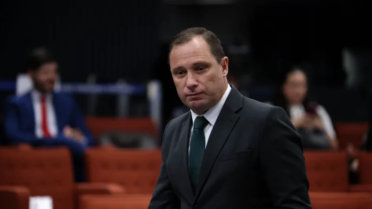 Cid nega coação e impacta argumento de demais réus, diz especialista