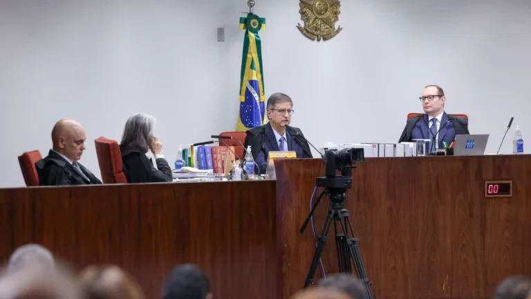 Bolsonaro incitava animosidade contra o Judiciário e integrantes, diz Gonet