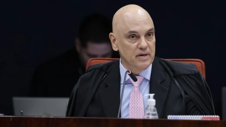 Moraes: Abin e GSI foram usados para espalhar narrativa contra a democracia