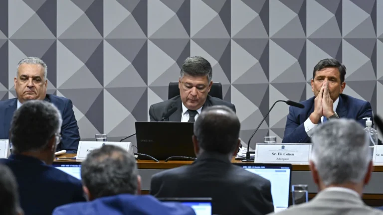 CPMI do INSS encaminha ao STF pedido de prisão preventiva contra 21 pessoas